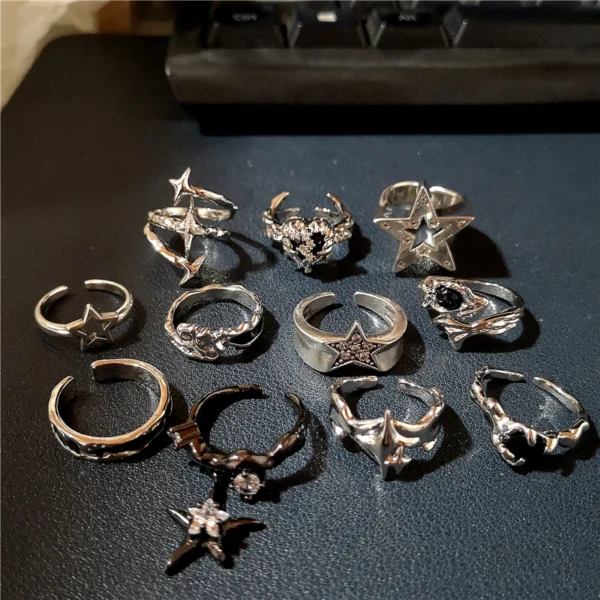 Vintage Stern Ring